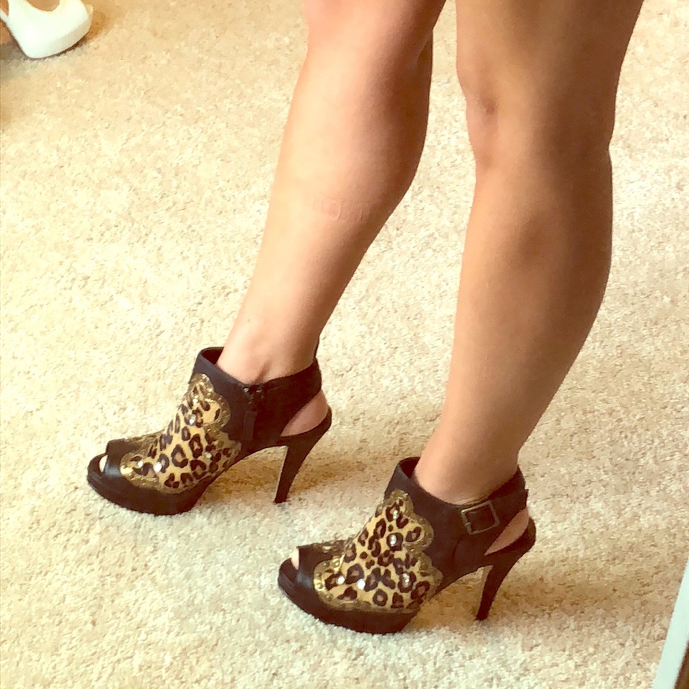 Reba cheetah western heels